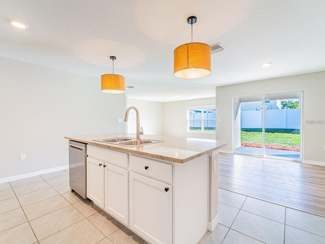 13748 WINEBERRY DRIVE, Dade City, FL 33525