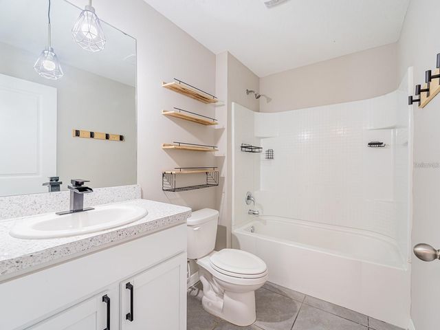 13748 WINEBERRY DRIVE, Dade City, FL 33525