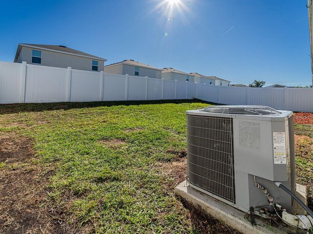 13748 WINEBERRY DRIVE, Dade City, FL 33525