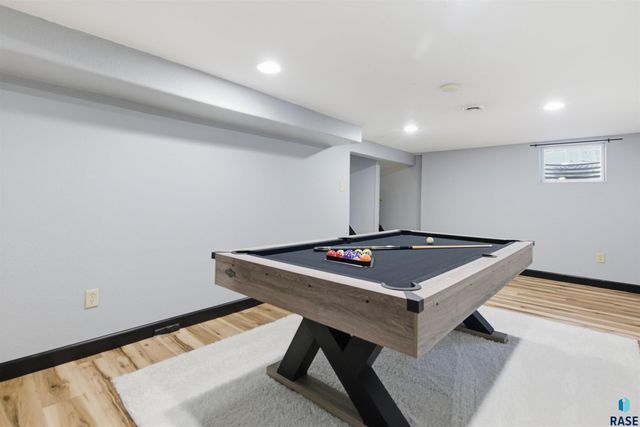 2904 S Prairie Ave Avenue, Sioux Falls, SD 57105