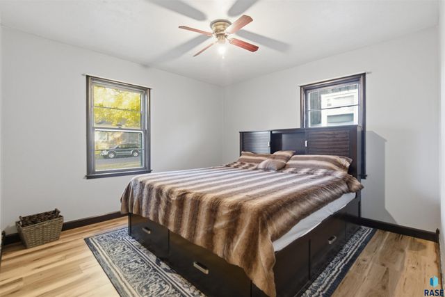 2904 S Prairie Ave Avenue, Sioux Falls, SD 57105