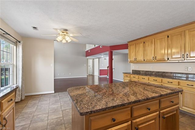 311 Charity LN, Newport News, VA 23602