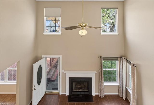 311 Charity LN, Newport News, VA 23602