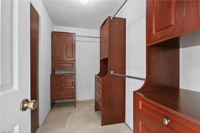 311 Charity LN, Newport News, VA 23602