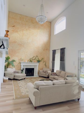 1233 Plaza Ct, Tracy, CA 95377