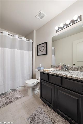 22059 Aberdeen Drive, Macomb Twp, MI 48042