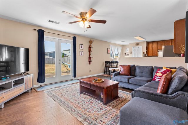 3099 Castlecreek Drive SW, Madison, AL 35756