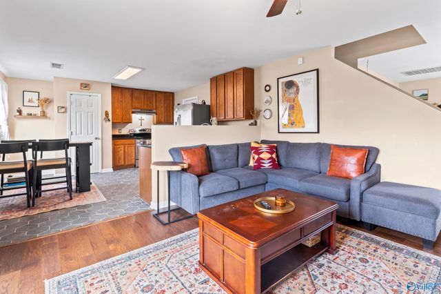 3099 Castlecreek Drive SW, Madison, AL 35756