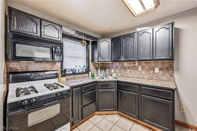 983 Garden Street NW, Warren, OH 44485