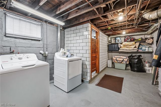 983 Garden Street NW, Warren, OH 44485