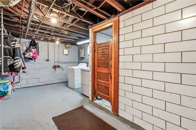 983 Garden Street NW, Warren, OH 44485