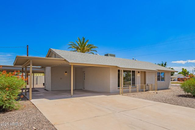 10702 W CHERRY HILLS Drive, Sun City, AZ 85351