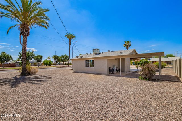 10702 W CHERRY HILLS Drive, Sun City, AZ 85351