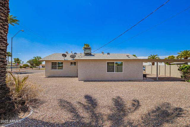 10702 W CHERRY HILLS Drive, Sun City, AZ 85351
