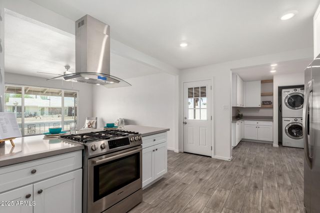 10702 W CHERRY HILLS Drive, Sun City, AZ 85351