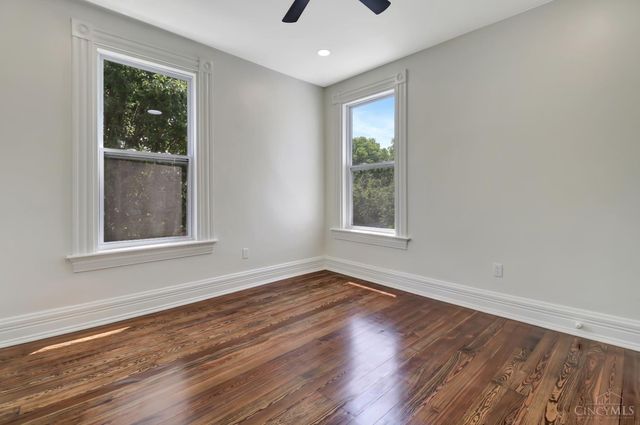 3020 Daytona Avenue, Cincinnati, OH 45211