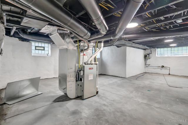 3020 Daytona Avenue, Cincinnati, OH 45211