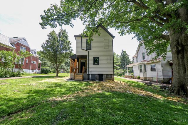 3020 Daytona Avenue, Cincinnati, OH 45211