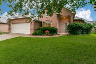 908 Dogwood Drive, Burleson, TX 76028