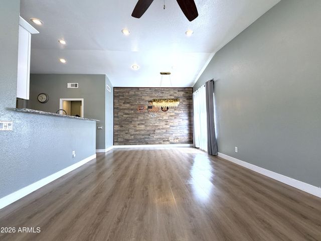 329 W BRISA Drive, Gilbert, AZ 85233