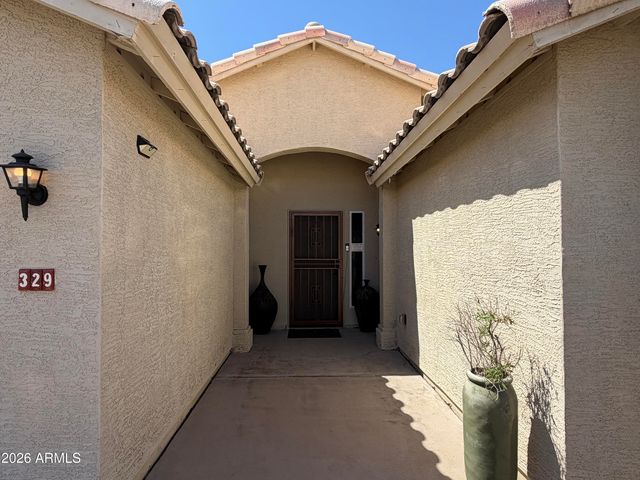 329 W BRISA Drive, Gilbert, AZ 85233