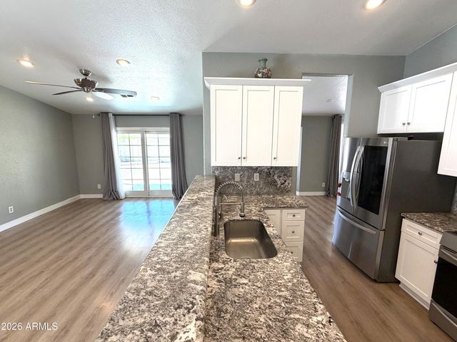 329 W BRISA Drive, Gilbert, AZ 85233