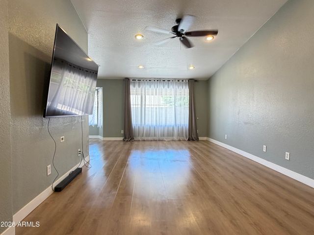 329 W BRISA Drive, Gilbert, AZ 85233