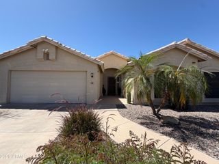 329 W BRISA Drive, Gilbert, AZ 85233