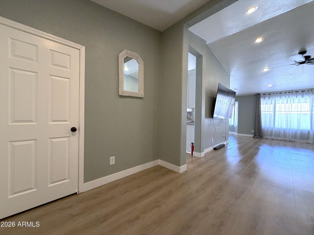 329 W BRISA Drive, Gilbert, AZ 85233 — photo 4