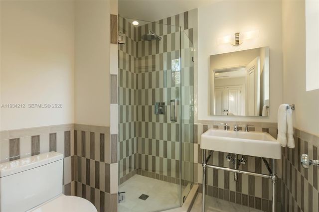 720 Madeira Ave, Coral Gables, FL 33134