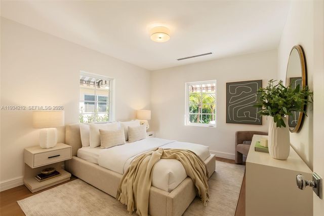 720 Madeira Ave, Coral Gables, FL 33134