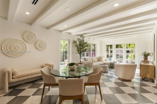 720 Madeira Ave, Coral Gables, FL 33134