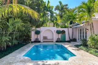 720 Madeira Ave, Coral Gables, FL 33134