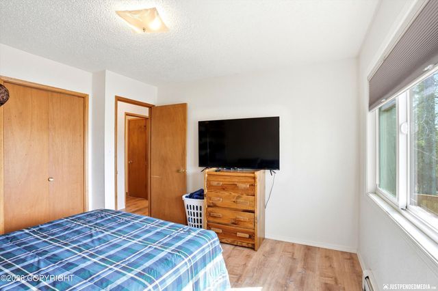 12865 Old Seward Highway, Anchorage, AK 99515