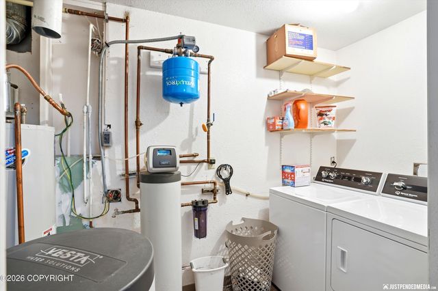 12865 Old Seward Highway, Anchorage, AK 99515