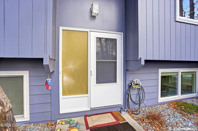 12865 Old Seward Highway, Anchorage, AK 99515