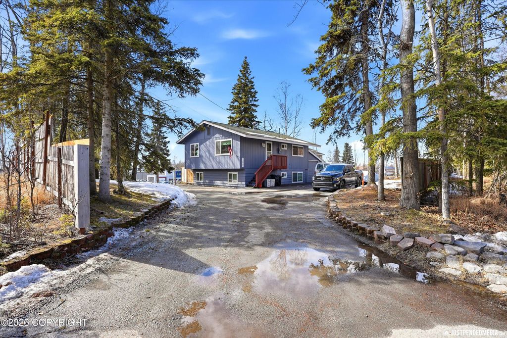 12865 Old Seward Highway, Anchorage, AK 99515