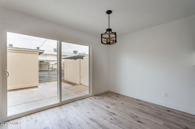 3909 S MILL Avenue, Tempe, AZ 85282