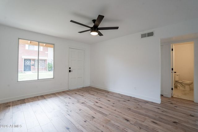 3909 S MILL Avenue, Tempe, AZ 85282