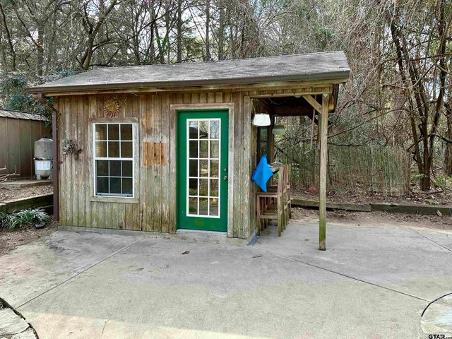 17035 Deer Run Rd, Flint, TX 75762