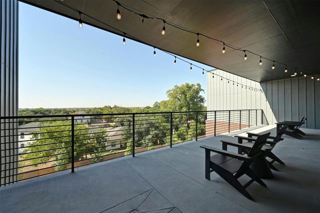 4510 Terry-O LN 305, Austin, TX 78745
