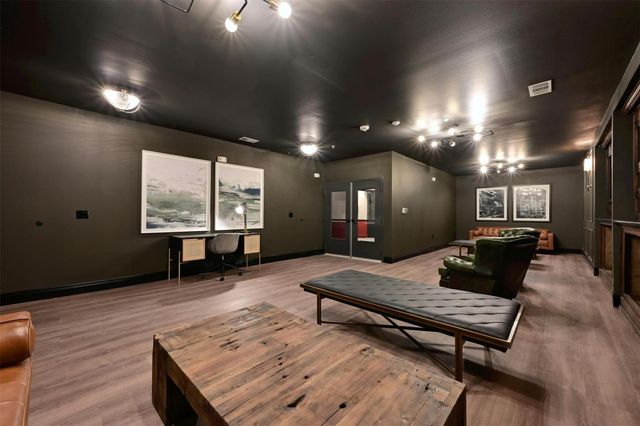 4510 Terry-O LN 305, Austin, TX 78745