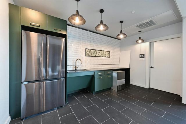 4510 Terry-O LN 305, Austin, TX 78745