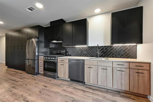 4510 Terry-O LN 305, Austin, TX 78745