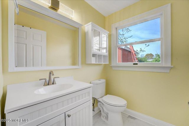 29 Lohsen Avenue, Keansburg, NJ 07734