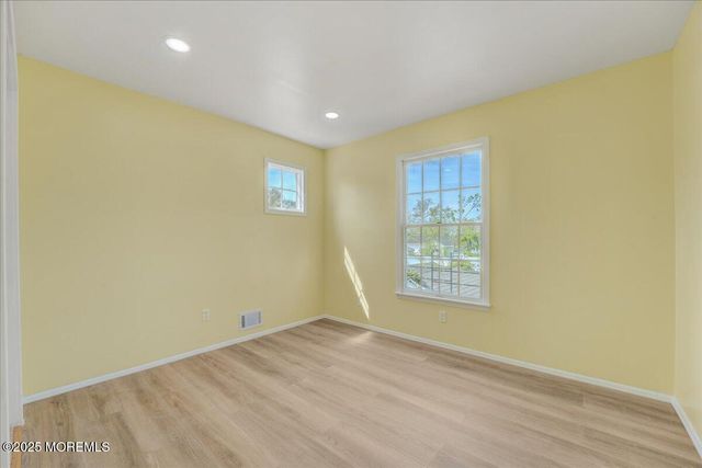 29 Lohsen Avenue, Keansburg, NJ 07734