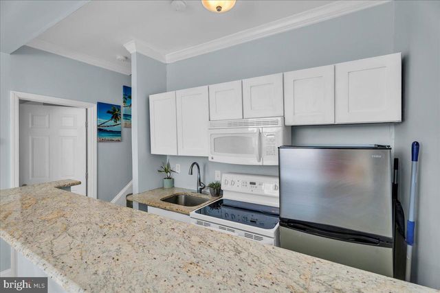 5003 ATLANTIC AVE, Ventnor City, NJ 08406