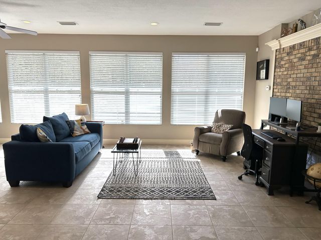 2402 Woodbine Drive, Crestview, FL 32536