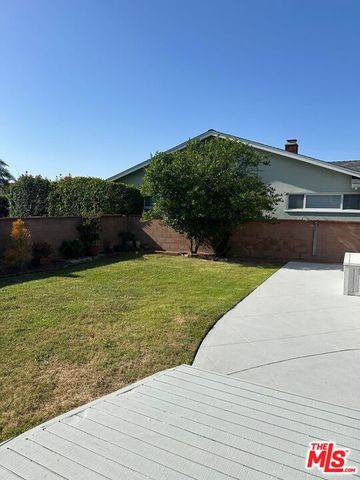 2903 W Carson Street, Torrance, CA 90503