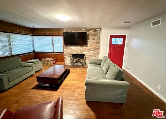 2903 W Carson Street, Torrance, CA 90503